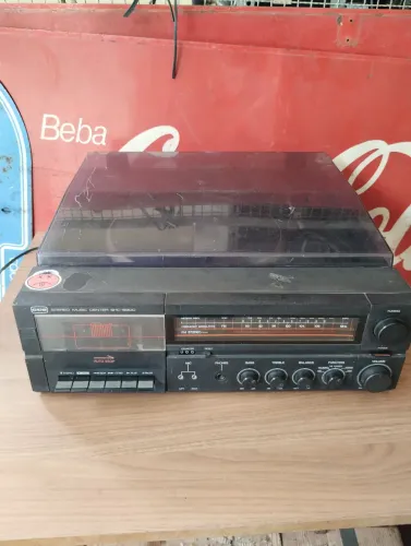 Rádio toca fita e disco CCE SHC-9900(para retirar peças)