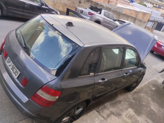 Fiat Stilo 1.8/ 1.8 SP/ Connect 16V 122cv 5P 2004