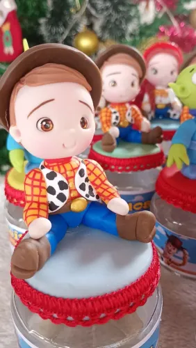Lembrancinhas de aniversário em Biscuit Toy Story 