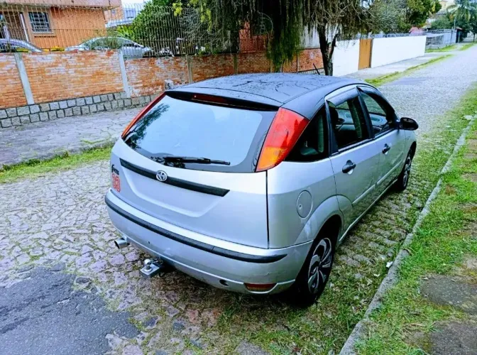 Ford Focus 1.6 S/se/se Plus Flex 8v/16v 5P 2007