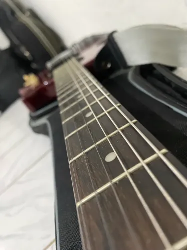 Guitarra strimberg LPS 200 nova!
