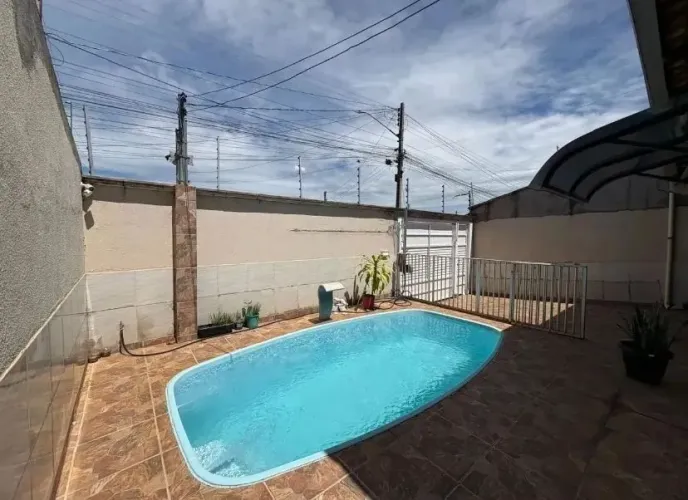 CASA LINDA NO BEQUIMÃO