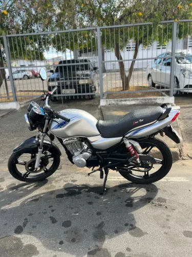 Gsr 125 2015