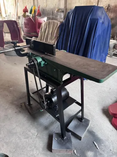 Vende-se plania invicta 