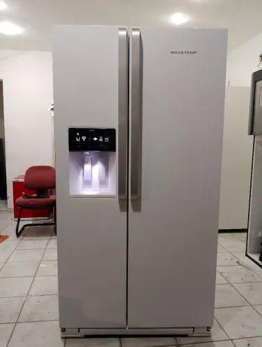 GELADEIRA SIDE BY SIDE 608L NUNCA VIU CONSERTO 2.800 OPORTUNIDADE