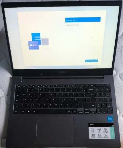 Notebook SamsungBook-256GB SSD-8 gb RAM-Intel core i5 11°-Placa de video Intel iris Xe