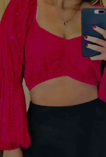 Top rosa com manga bufante