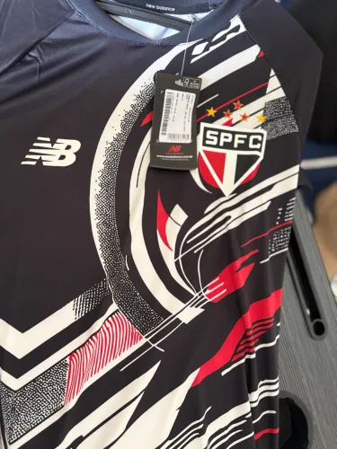 Camisa Pré-Jogo São Paulo FC 2025 - New Balance - Original com Etiqueta
