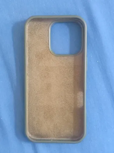 Capinha usada para iPhone 16 PRO