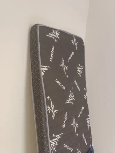Colchão novo.