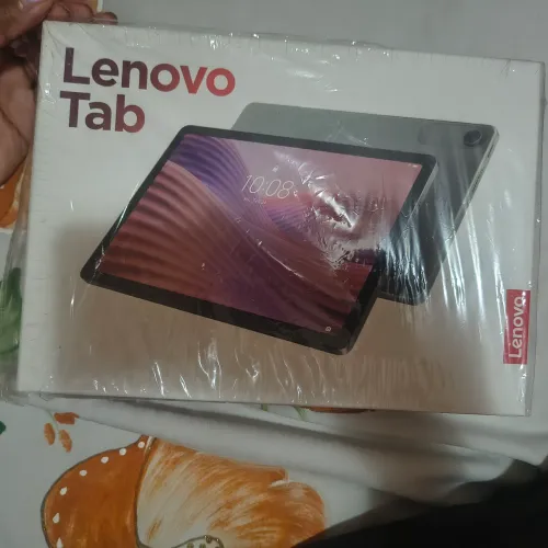 Tablet tab 10.1 seminovo da cor cinza( 3 meses de uso com a tela trincada) Com nota fiscal