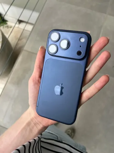 iPhone 17 Pro Azul 256gb Usado