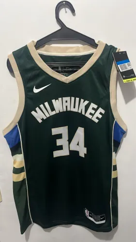 Regata Bucks Giannis Antetokounmpo