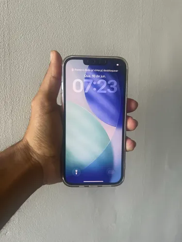 iPhone 13