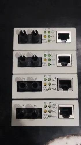 Kit 4 Conversores de Mídia Micronet SP373F v3 - Fibra ST (Sem Fontes)