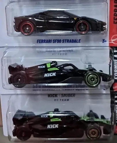 CARRINHO HOT WEELS, F1 E FERRARI