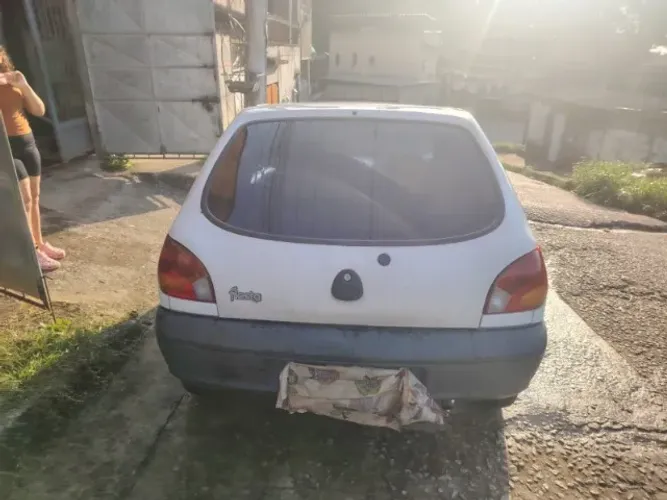 Ford Fiesta Street/ Action 1.0 8V 5P 2002