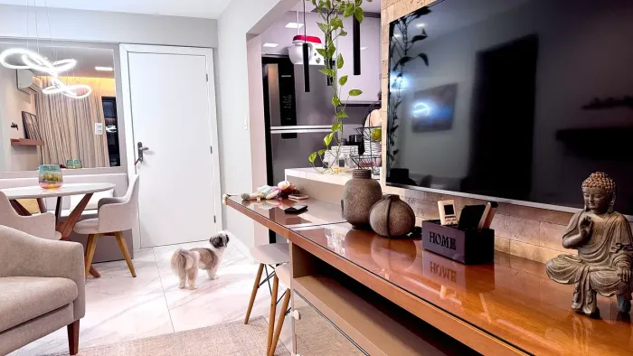 Apartamento na Pituba de 2 quartos + gabinete (home office) - Porteira Fechada!