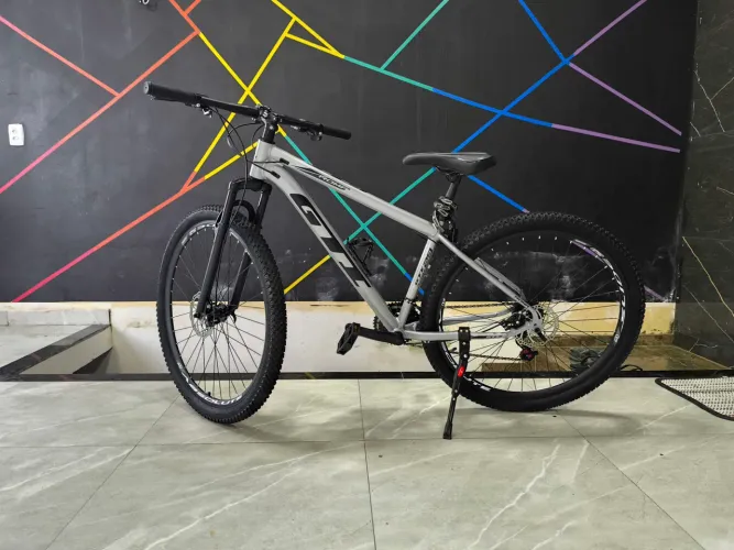 Bicicleta quadro 17 aro 29.