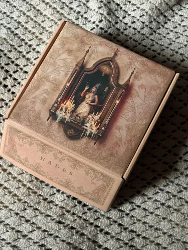 HADES Melanie Martinez - BOX EXCLUSIVO