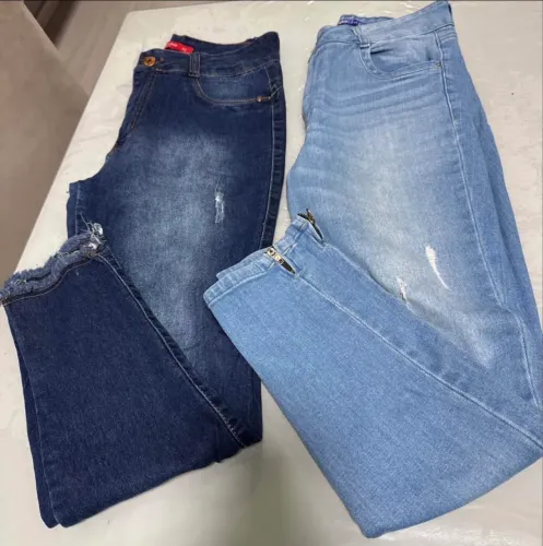 2 calças jeans Biotipo TAM 42
