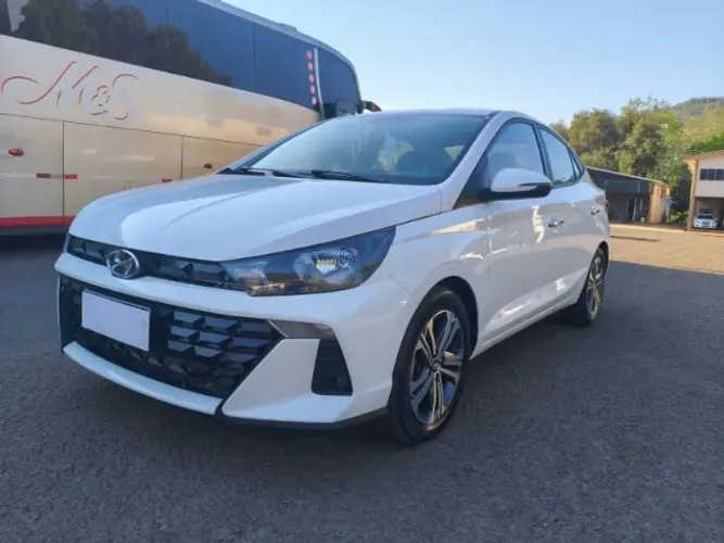 Hyundai HB20S Platinum 1.0 TB Flex 12V AUT 2024