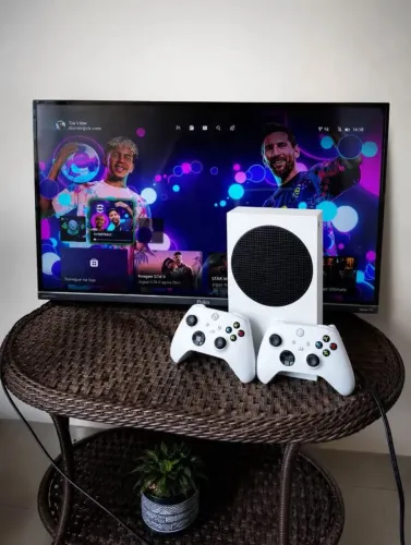 Xbox séries s 349 jogos 2 controle