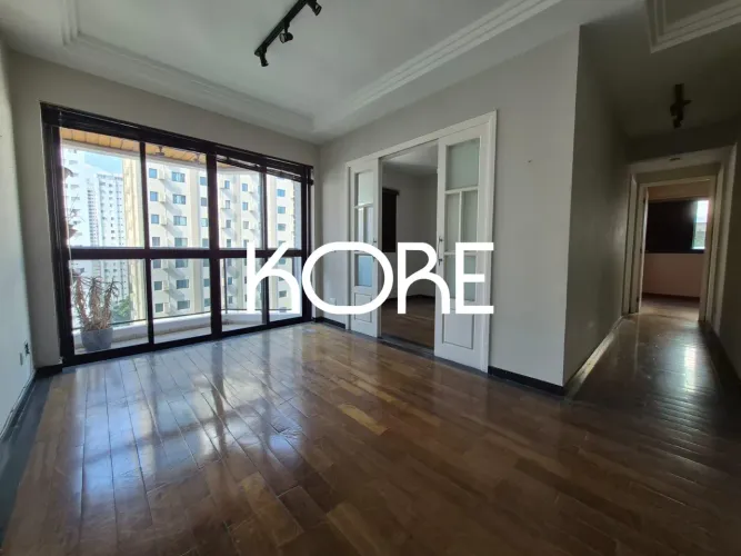 Apartamento com 95 m², 3 quartos sendo 1 suíte à venda no bairro Moema.