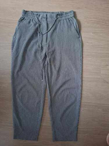 Calça tam M
