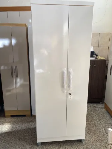 Armário Lavanderia/Roupeiro com Chave Novo na Promoção