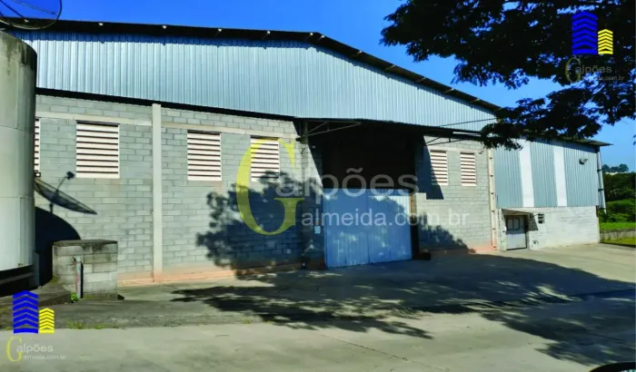 Galpão/Depósito/Armazém para aluguel possui 2000 metros quadrados