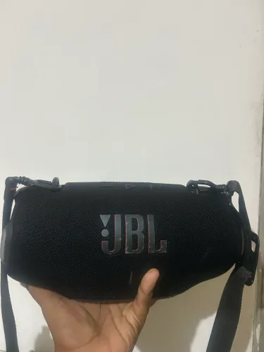 ? VENDO CAIXINHA JBL