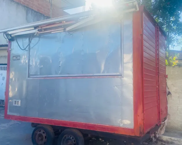 Trailer Food trócker 2.20 x3.50 completo !!Aceito oferta avista