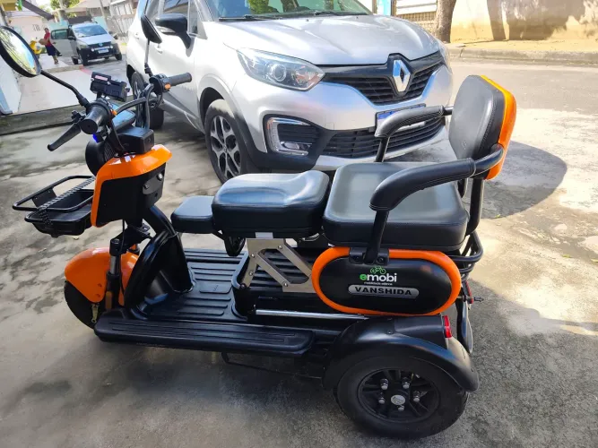 triciclo elétrico