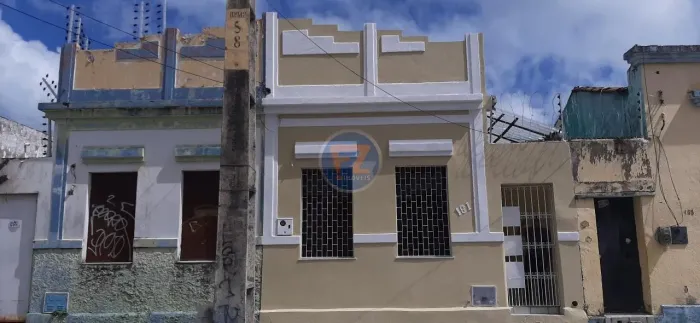 Locação de Comercial / Casa na cidade de Fortaleza