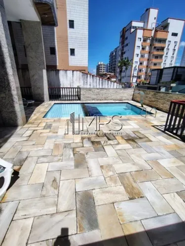 Excelente apartamento reformado de 02 dormitórios, sendo 01 suíte, 02 sacadas, 01 vaga de