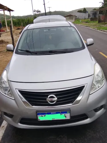 Nissan Versa SL 1.6 16V Flex Fuel 4P Mec. 2014