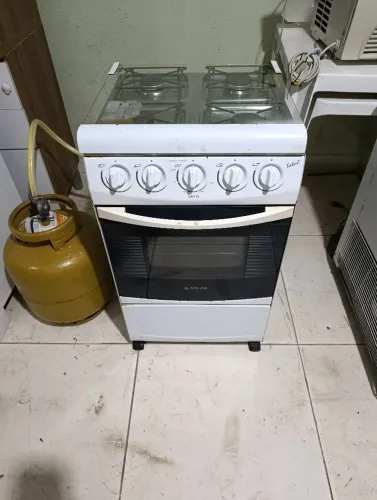 Vendo um fogão funcionando perfeitamente bairro nova Almeida serra