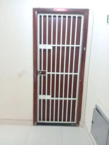 Vendo grade de porta.   