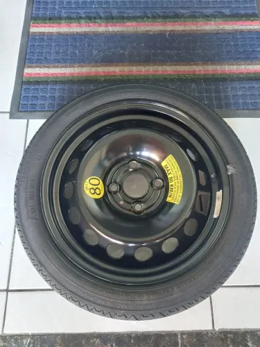Pneu estepe para Dolphin mini e Chevrolet Onix