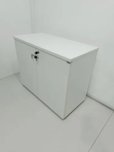 Balcão de escritório seminovo