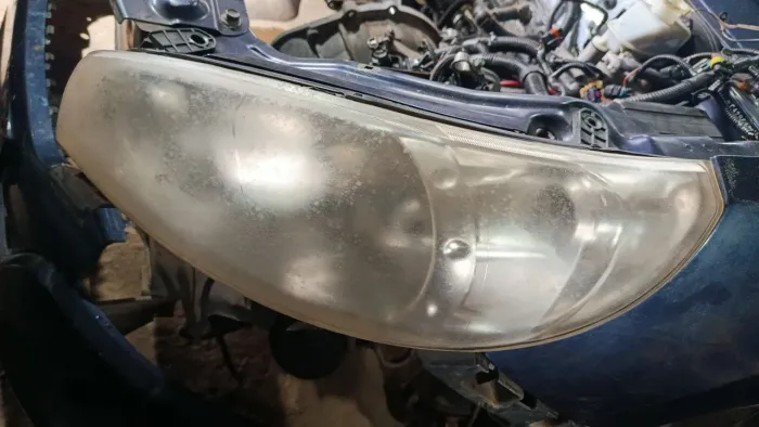 Farol esquerdo JAC J3 
