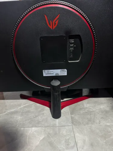 Monitor LG ultragear 32 - defeito