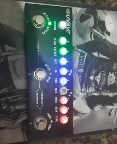 Cuvave novinha, vc deveria ter uma no pedalboard!