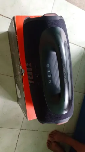 Jbl bombox 4