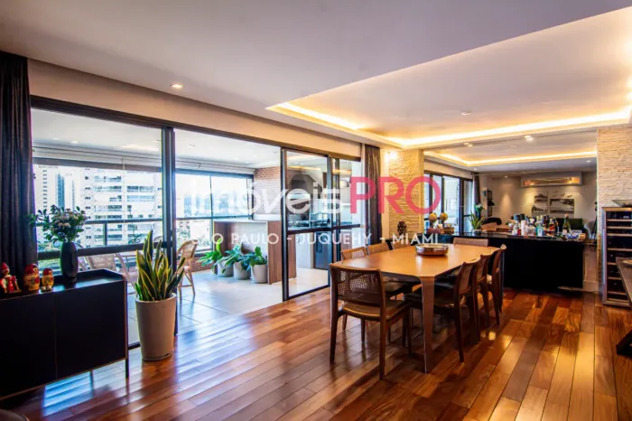 Lindo apartamento na Granja Julieta