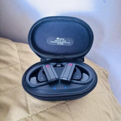 Fones de ouvido sem fio Gold