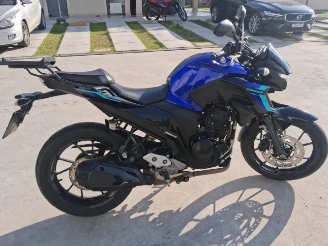 Fz25 único dono