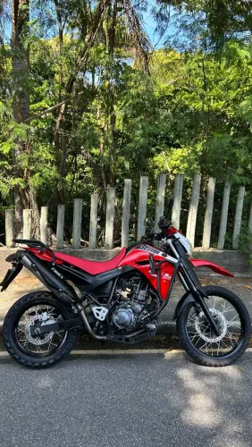 YAMAHA XT 660 em ótimo estado.