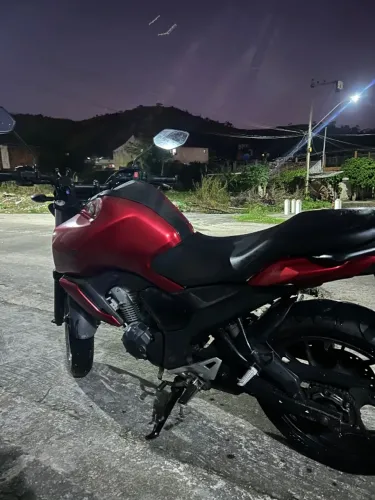 Yamaha FZ15 2022/23 - Leia a descrição